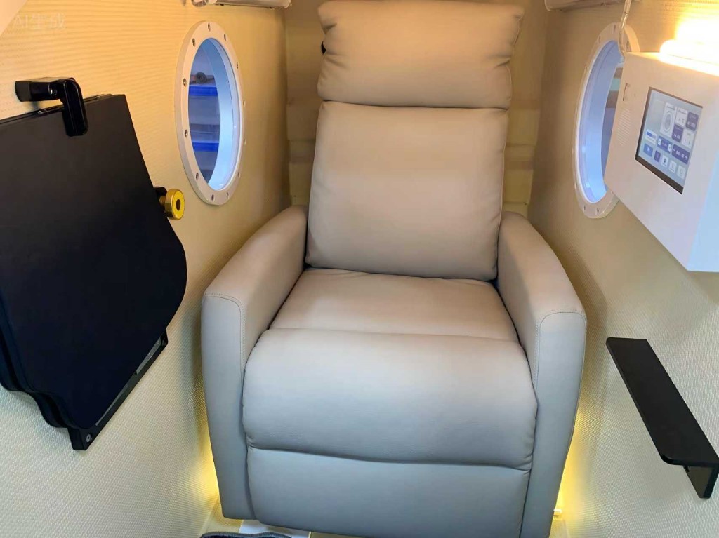 Hyperbaric chamber interior with recliner — USA